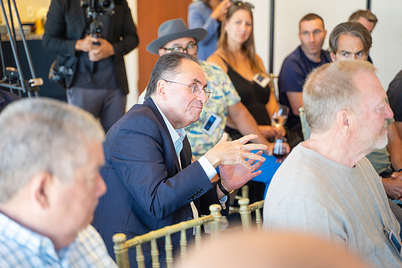 SDBJ-AI Discussion-HoffmanPhotoVideo-58