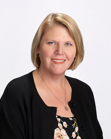 Collins-Headshots-8-18-26-HoffmanPhotoVideo-0006