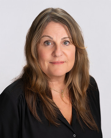 Collins-Headshots-8-18-26-HoffmanPhotoVideo-0051