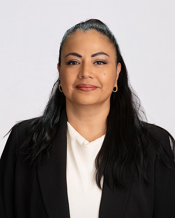 Collins-Headshots-8-18-26-HoffmanPhotoVideo-0100